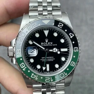 Clean Factory Rolex GMT-Master II 126720VTNR 40mm VR3186 Black Dial with Round Markers (Correct Hand Stack) – Superlume Jubilee bracelet