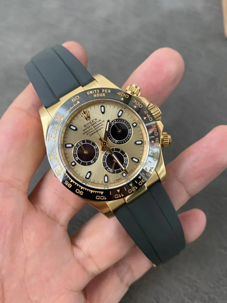 Clean Factory Rolex Daytona 116518 40mm Yellow Gold Dial with Black Subdials, Super Lume Hands Set Rubber strap