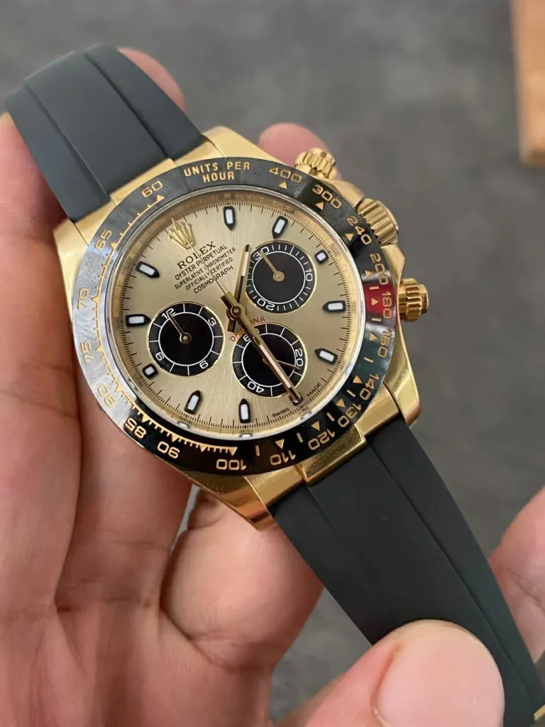 Clean Factory Rolex Daytona 116518 40mm Yellow Gold Dial with Black Subdials, Super Lume Hands Set Rubber strap