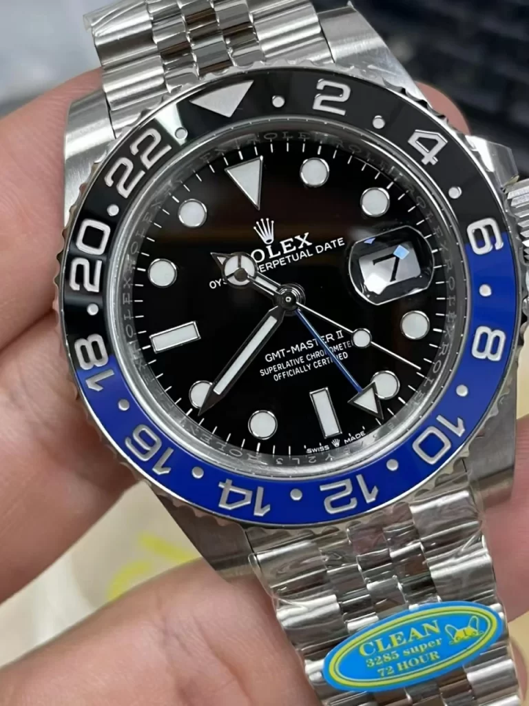 Clean Factory Rolex GMT-Master II 126710BLNR 40mm DD3285 Black Dial with Round Markers (Correct Hand Stack) – Superlume Jubilee bracelet