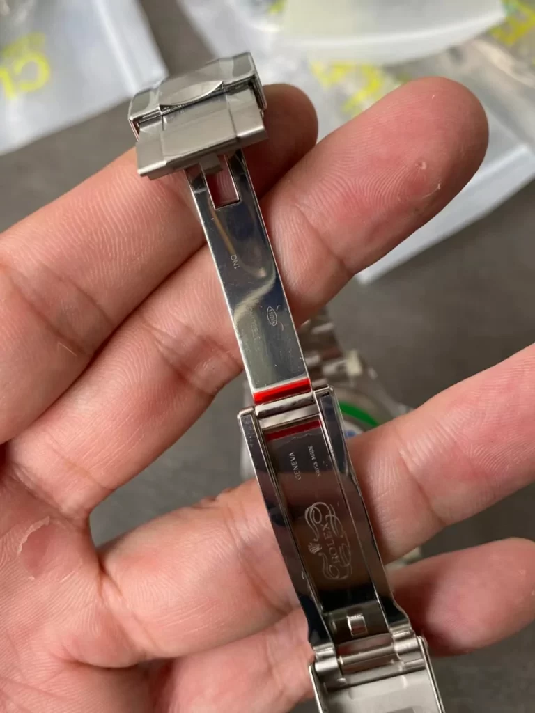 Clean Factory Rolex GMT-Master II 126720VTNR 40mm DD3285 Black Dial with Round Markers (Correct Hand Stack) – Superlume Oyster bracelet