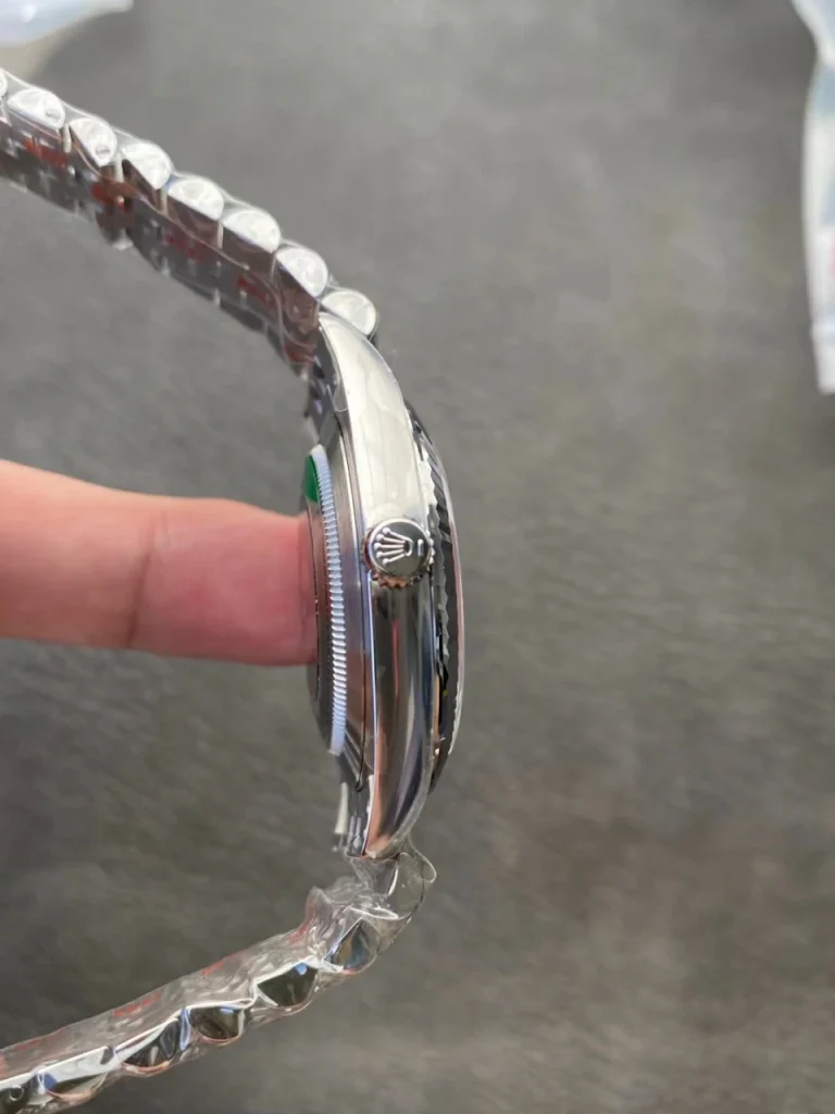 Clean Factory Rolex Datejust 126334 41mm SH3235 Rhdoium Dial with Green Roman Markers Jubilee bracelet