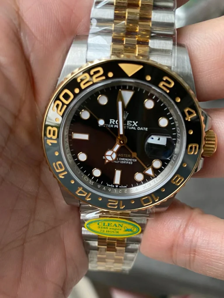 Clean Factory Rolex GMT-Master II 126713 40mm DD3285 Black Dial with Round Markers (Correct Hand Stack) – Superlume Jubilee bracelet