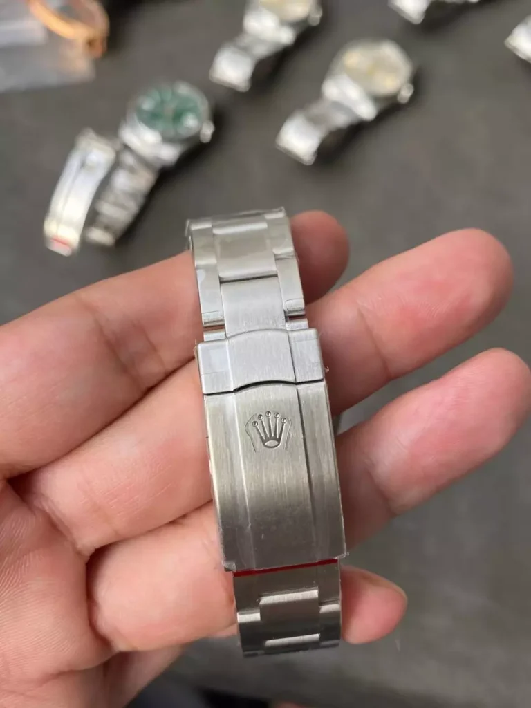 Clean Factory Rolex Oyster Perpetual 124300 41mm 3230 Green dial Bracelet