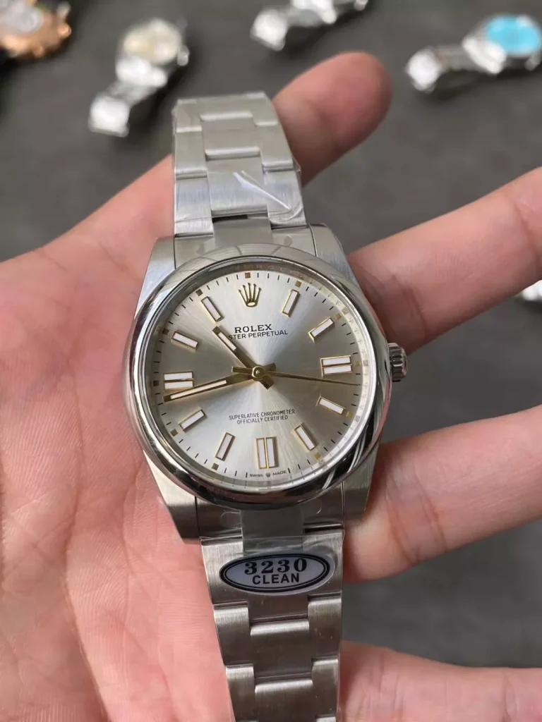 Clean Factory Rolex Oyster Perpetual 124300 41mm 3230 Silver dial Bracelet