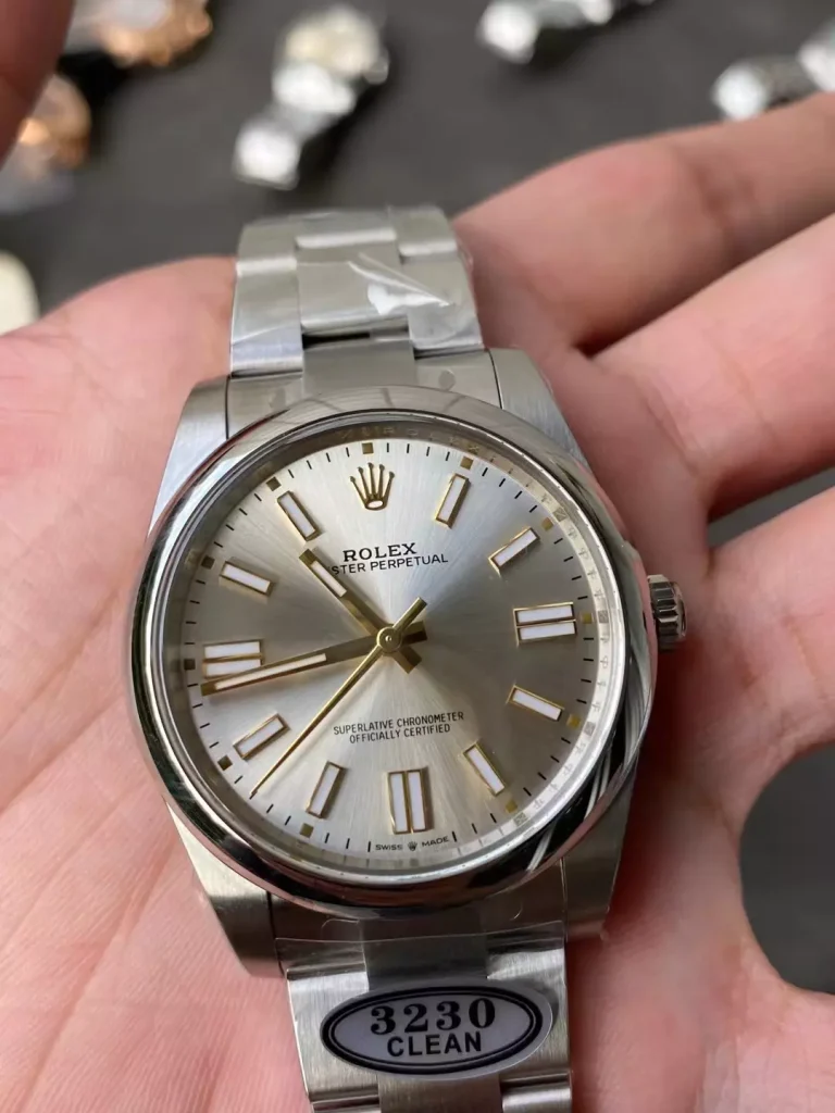 Clean Factory Rolex Oyster Perpetual 124300 41mm 3230 Silver dial Bracelet