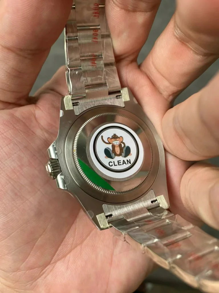 Clean Factory Rolex GMT-Master II 116710LN 40mm A3186 Black Dial with Round Markers (Correct Hand Stack) – Superlume Oyster bracelet