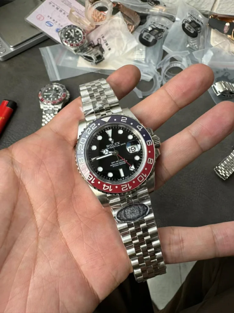 Clean Factory Rolex GMT-Master II 126710BLRO 40mm DD3285 V3 Black Dial with Round Markers (Correct Hand Stack) – Superlume Jubilee bracelet