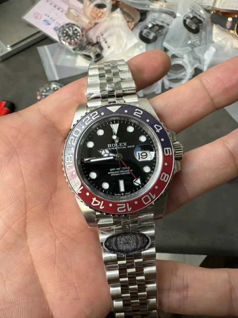 Clean Factory Rolex GMT-Master II 126710BLRO 40mm DD3285 V3 Black Dial with Round Markers (Correct Hand Stack) – Superlume Jubilee bracelet