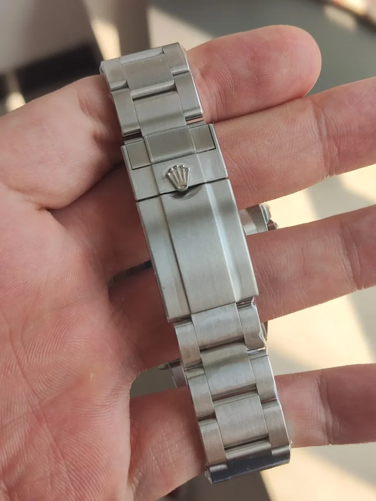 Clean Factory Rolex Explorer 226570 41mm DD3285 White dial Bracelet