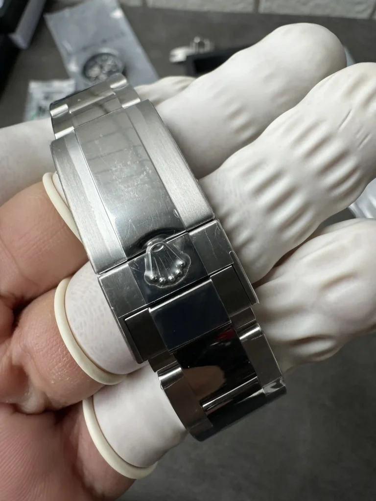 Clean Factory Rolex Daytona 126529-0001
